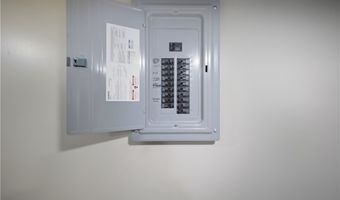 255 S Beverly Ave, Austintown, OH 44515