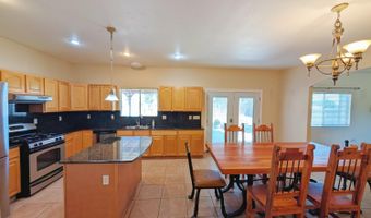 2101 Peach Tree St, Alpine, TX 79830