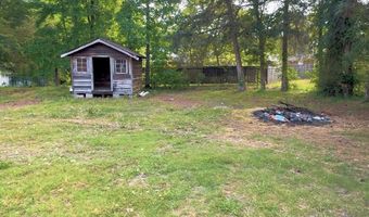 810 S Commerce St, Aulander, NC 27805