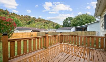 132 ROCKWOOD Dr, Bancroft, WV 25011