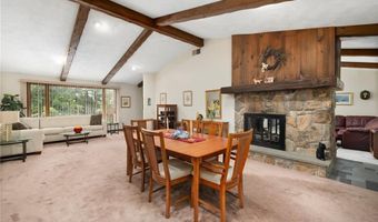 103 Rollingwood Dr, North Kingstown, RI 02852