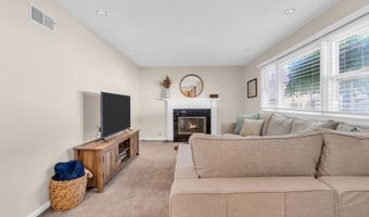 124 Sandpiper Dr, Belford, NJ 07718