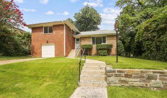 4503 TRAYMORE St, Bethesda, MD 20814