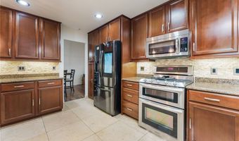 1251 Los Meadows Dr, Las Vegas, NV 89110