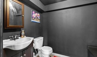 7258 Mackenzie Rd, Affton, MO 63123
