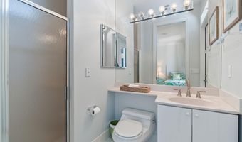 201 Orange Tree Dr, Atlantis, FL 33462
