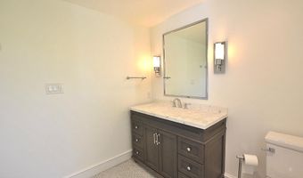 14 HILLSIDE Rd, Claymont, DE 19703