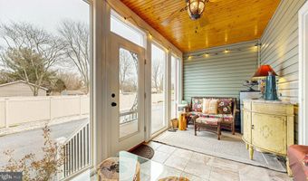 303 S BEDFORD St, Georgetown, DE 19947