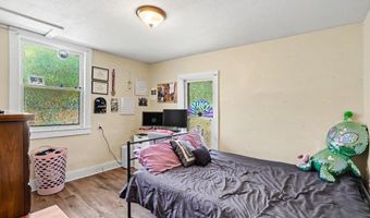 576 S Main St, Adrian, MI 49221
