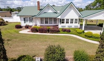 316 Fair St, Baxley, GA 31513