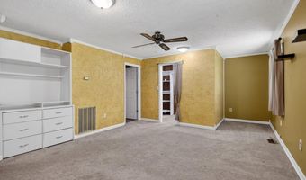 1220 Pine Forest Dr, Benton, AR 72019