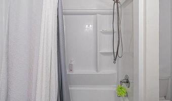171 N 8th St, Ashton, ID 83420