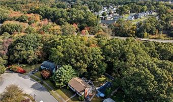 37 Carriage Rd, Cranston, RI 02920