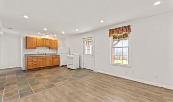 46 Duffy Dr, Bennington, VT 05201