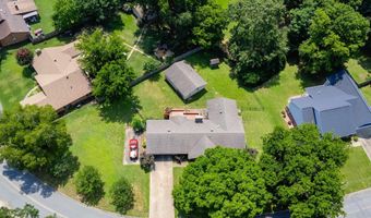 304 Dogwood Dr, Benton, AR 72019
