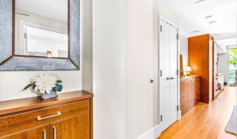 1108 Auahi St 203, Honolulu, HI 96814