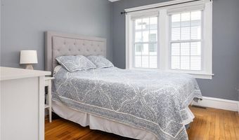 14 Boyden Blvd, East Providence, RI 02915