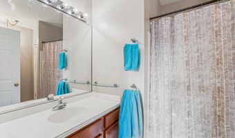 15610 EVERGLADE Ln E202, Bowie, MD 20716