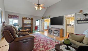314 War Emblem Dr, Boiling Springs, SC 29316