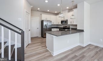20189 NORTHPARK Dr, Ashburn, VA 20147