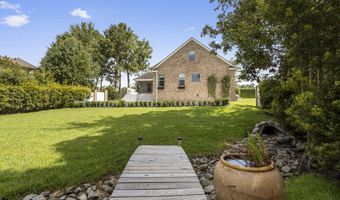 1908 Courtney Ln, Biloxi, MS 39532