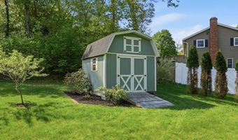 33 Simon Willard Rd, Acton, MA 01720