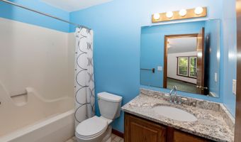 9382 Royal Oak Dr, Alexandria, KY 41001