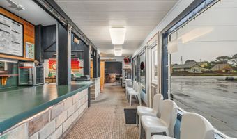 342 HIGHWAY 101, Rockaway Beach, OR 97136
