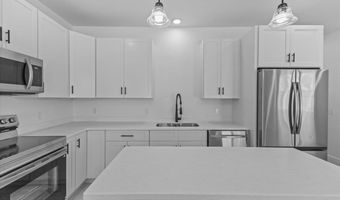 206 Dale Rd 206, Burlington, VT 05408