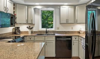 38 Cambridge Rd, Bedford, NH 03110