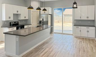 8518 W TROY Dr, Arizona City, AZ 85123