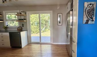 112 S Crest Dr, Burlington, VT 05401