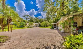 18220 Elmwood Dr, Alva, FL 33920