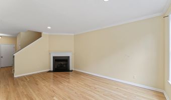 56 Tucker St 56, Danbury, CT 06810