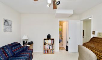 2222 S QUINCY St 1, Arlington, VA 22204