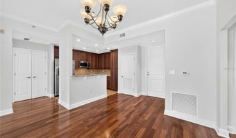 630 VASSAR St 2210, Orlando, FL 32804