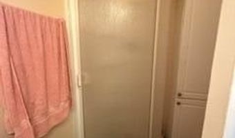 96 Compton St, Belford, NJ 07718