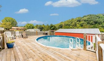 3 Pine St, Barrackville, WV 26559