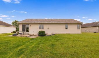 5371 Bear Creek Pass Pass, Auburn, IN 46706