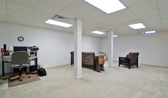 3 Battery Ct, Barnegat, NJ 08005