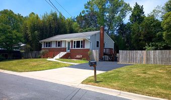 7100 OLD CHAPEL Dr, Bowie, MD 20715