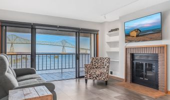 1 3RD St 204, Astoria, OR 97103