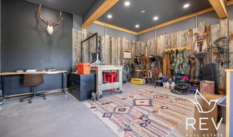30 Carter Mountain Rd, Cody, WY 82414
