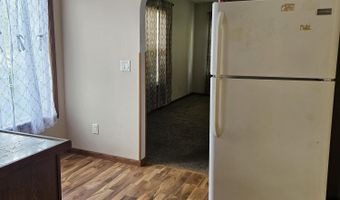1023 N 1st St, Aberdeen, SD 57401