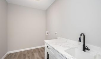 1319 Peregrine Way, Hamilton, OH 45013