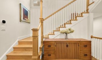 6512 RIDGE Dr, Bethesda, MD 20816