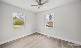 709 Sherman St, Badin, NC 28009