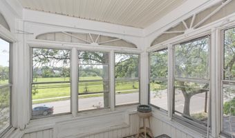 587 Washington Ave, Albany, NY 12206
