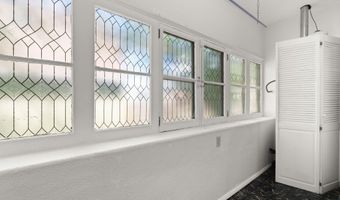 517 Coal Ave SE, Albuquerque, NM 87102