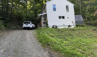 72 Boothby St, Augusta, ME 04330